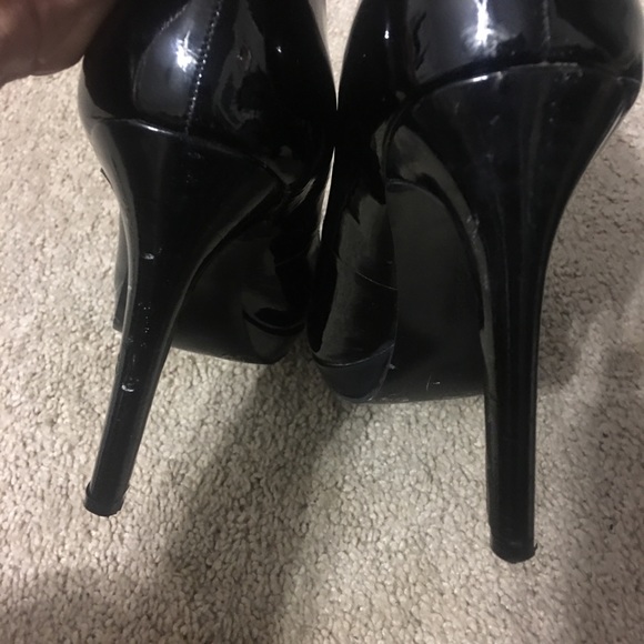 BCBG black heels😍 - Picture 3 of 5